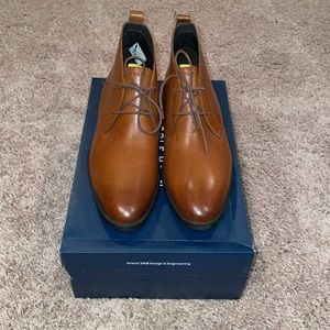 New in box brown Cole Haan chukka boots size 11